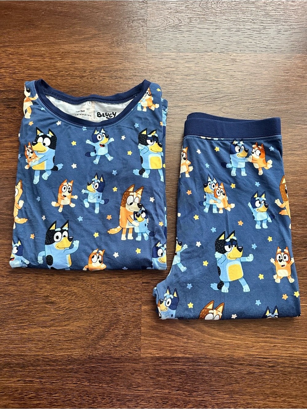 Little Sleepies Bluey Two Piece PJ Set 9/10